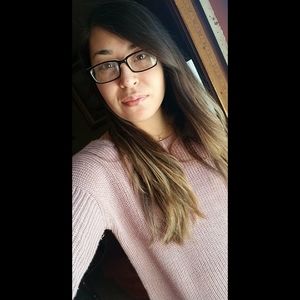 Meet your Posher, Edith